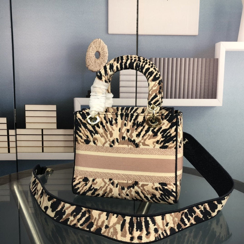 DIOR MEDIUM D-LITE 24 BEIGE MILTI COLOR MIZZA EMBROIDERY