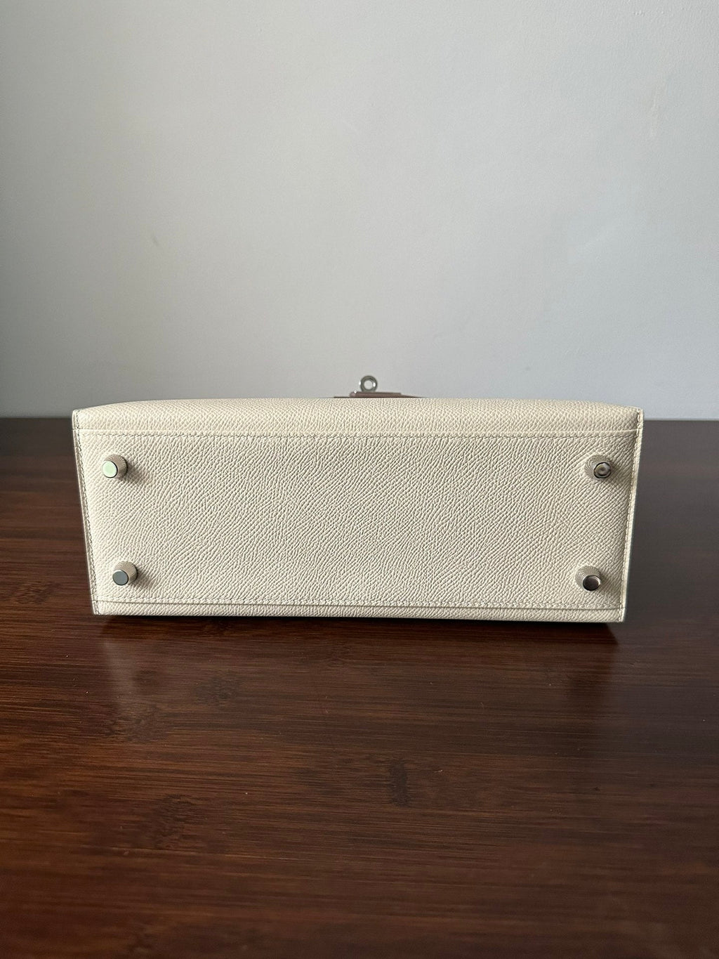 HERMES KELLY 25CM WHITE EPSOM SILVER HARDWARE