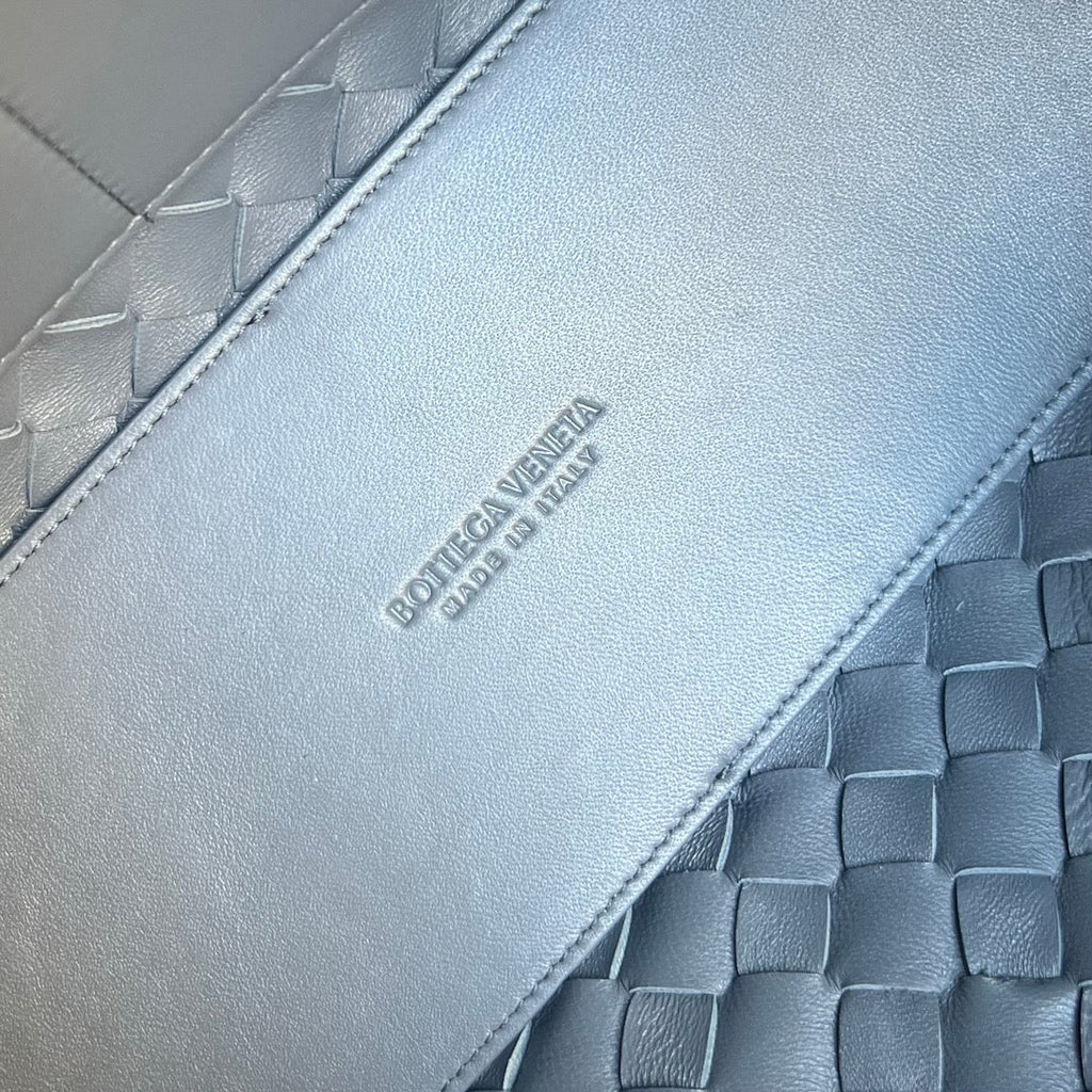 BOTTEGA VENETA MEDIUM ANDIAMO 32CM DARK GREY LAMBSKIN