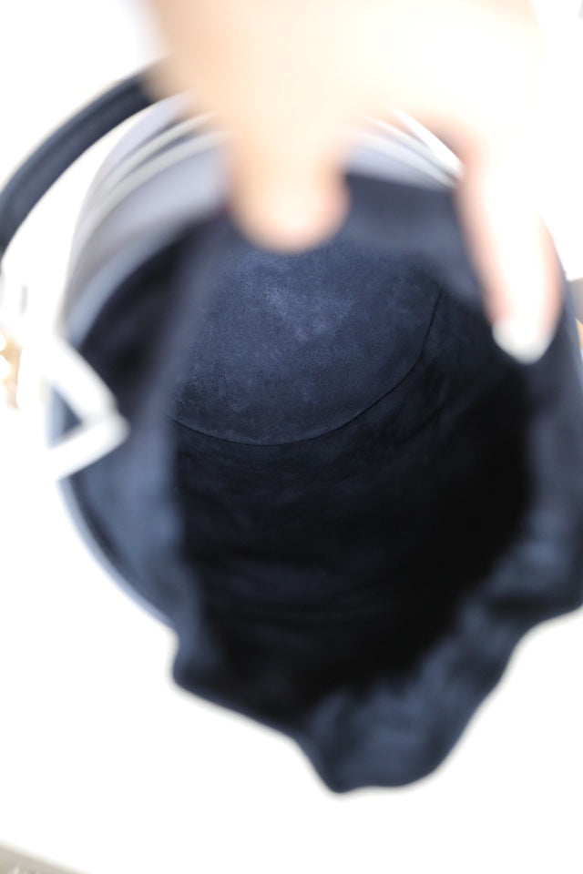 DIOR VIBE 18 BUCKET BAG IN BLACK CALFSKIN