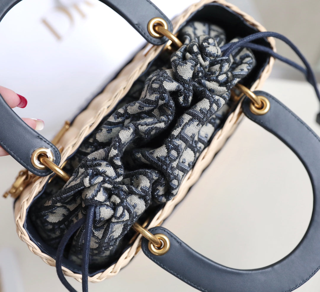 DIOR LADY 24 BASKET BAG IN BLACK OBLIQUE JACQUARD MIX BEIGE WICKER