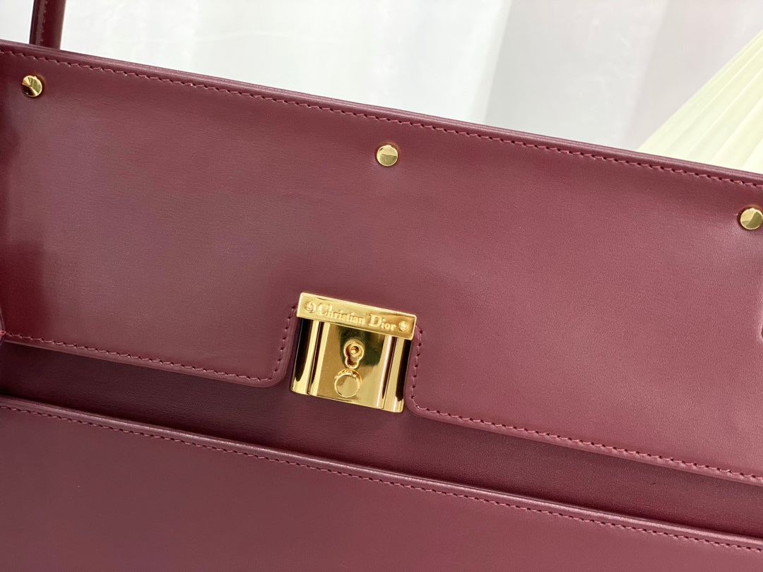 DIOR PARISIENNE 30 HANDBAG IN MULBERRY PURPLE SMOOTH CALFSKIN