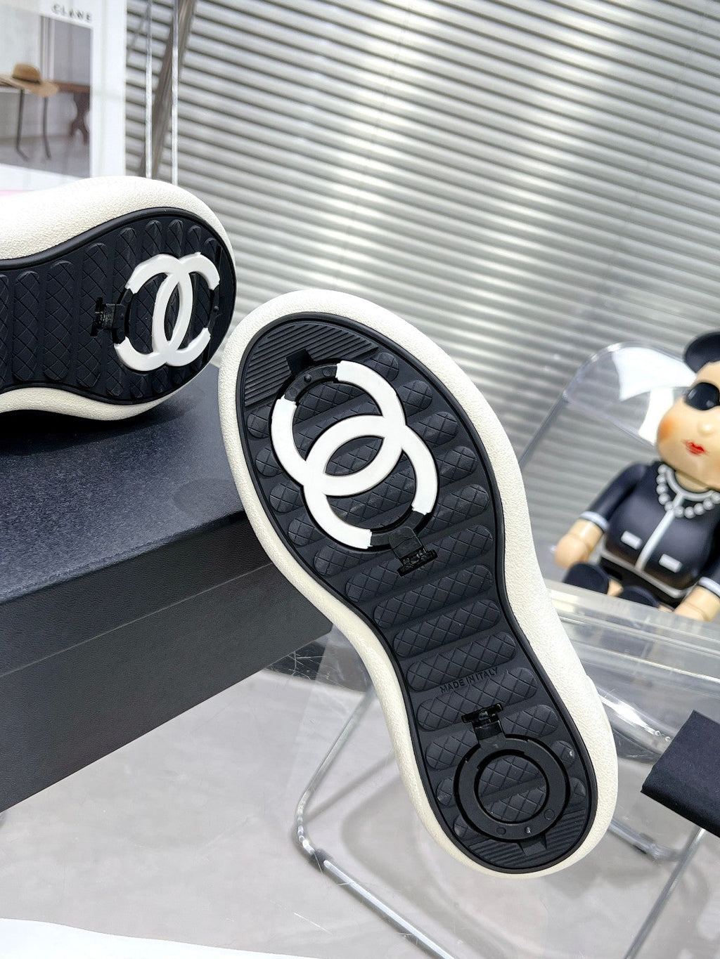 CHANEL CANO ALTO SNEAKER IN BLUSH PINK CALFSKIN AND WHITE RUBBER