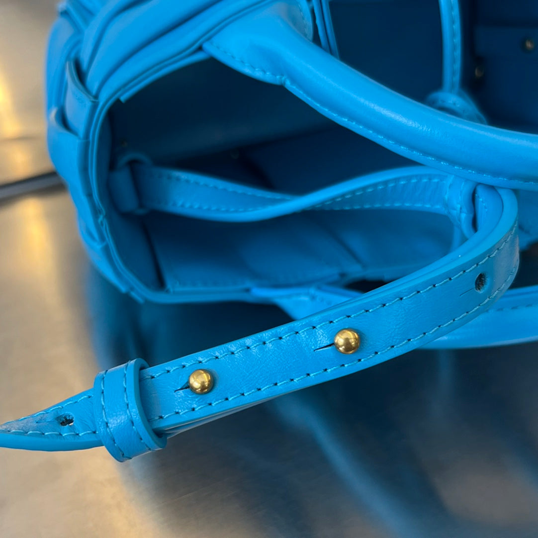 BOTTEGA VENETA CANDY ARCO TOTE 20 IN CERULEAN BLUE SOFT LAMBSKIN
