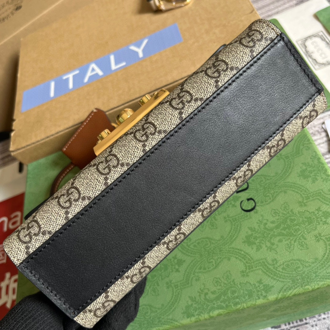 GUCCI PADLOCK 22 SMALL  BAG IN BLACK CALFSKIN AND BEIGE CANVAS