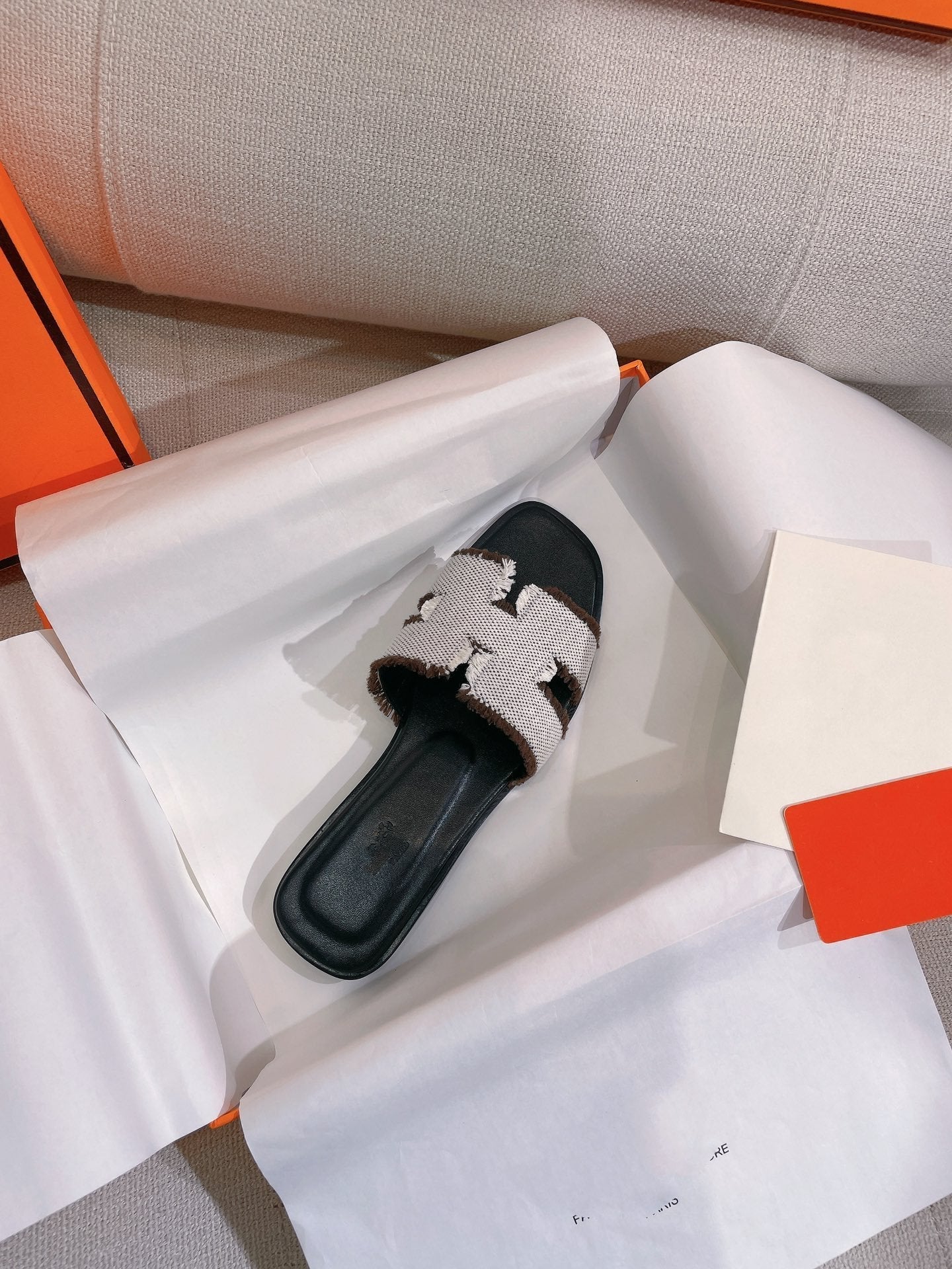 HERMES 0RAN SANDAL BLACK CANVAS