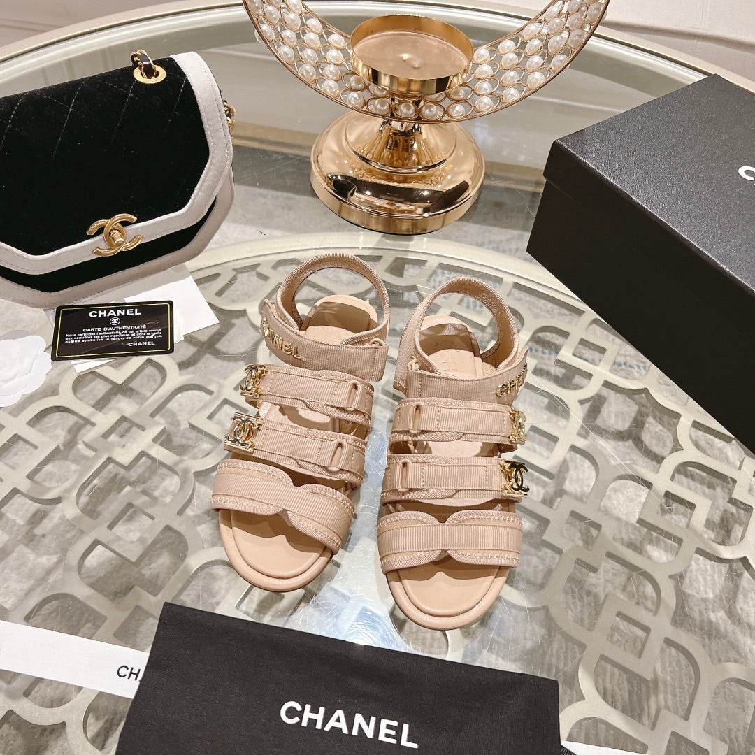 CHANEL Double C  Xiaoxiang Chain Fabric Head Chunky Sandal Cream Lambskin
