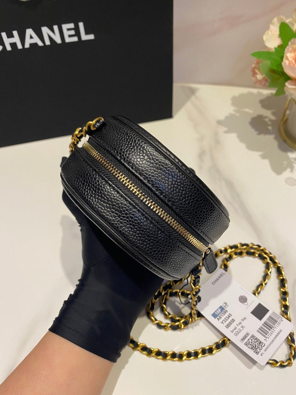 CHANEL MINI 12 ROUND CHAIN BAG IN BLACK CALFSKIN GOLD HARDWARE