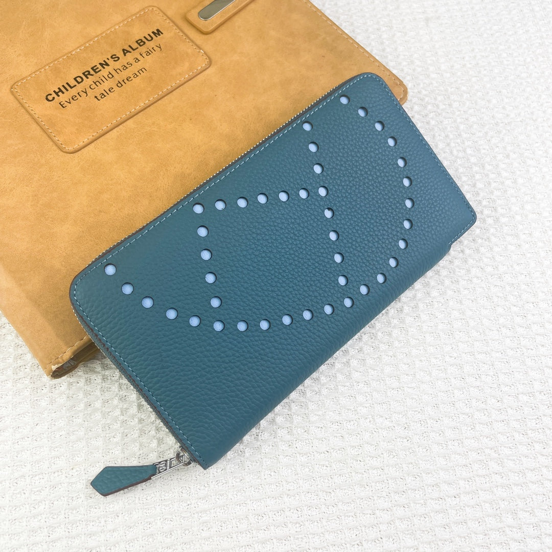 HERMES SILK'IN HOLED CLASSIC WALLET 20 CERULEAN GRAINED CALFSKIN