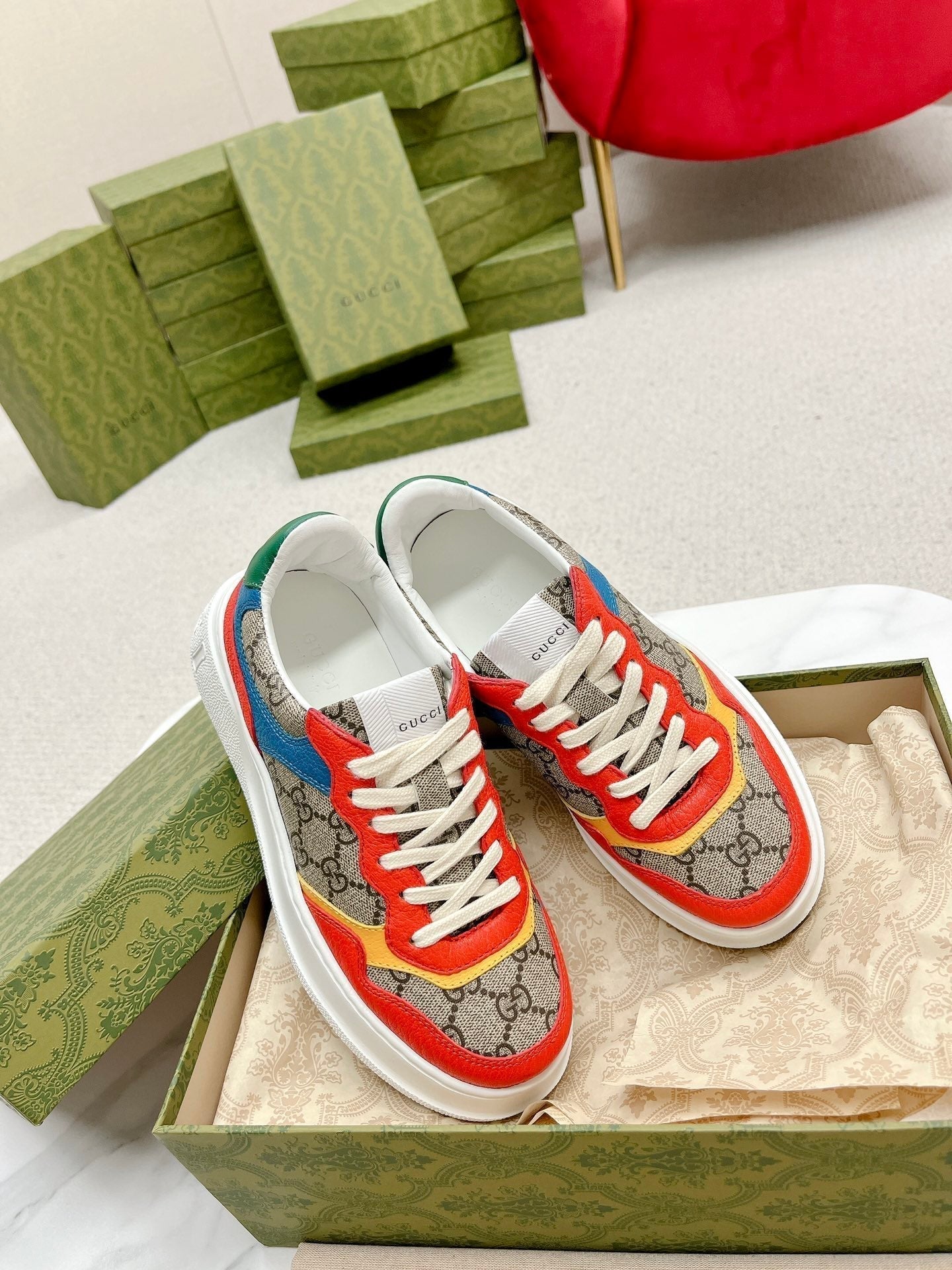 GUCCI TRAINER LIGHT BROWN AND CANDY CALFSKIN
