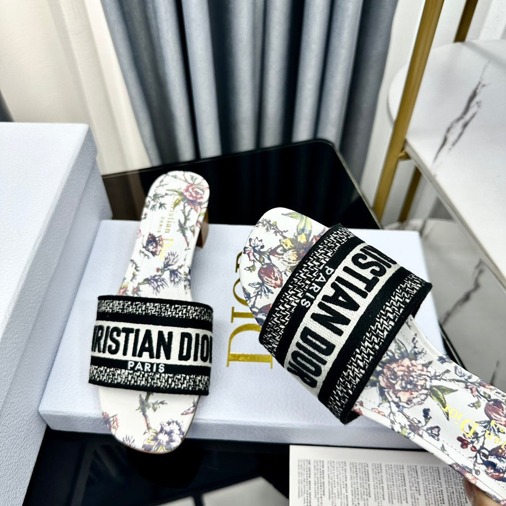 DIOR CD Mule Dway Heeled Slide 45mm Style 82