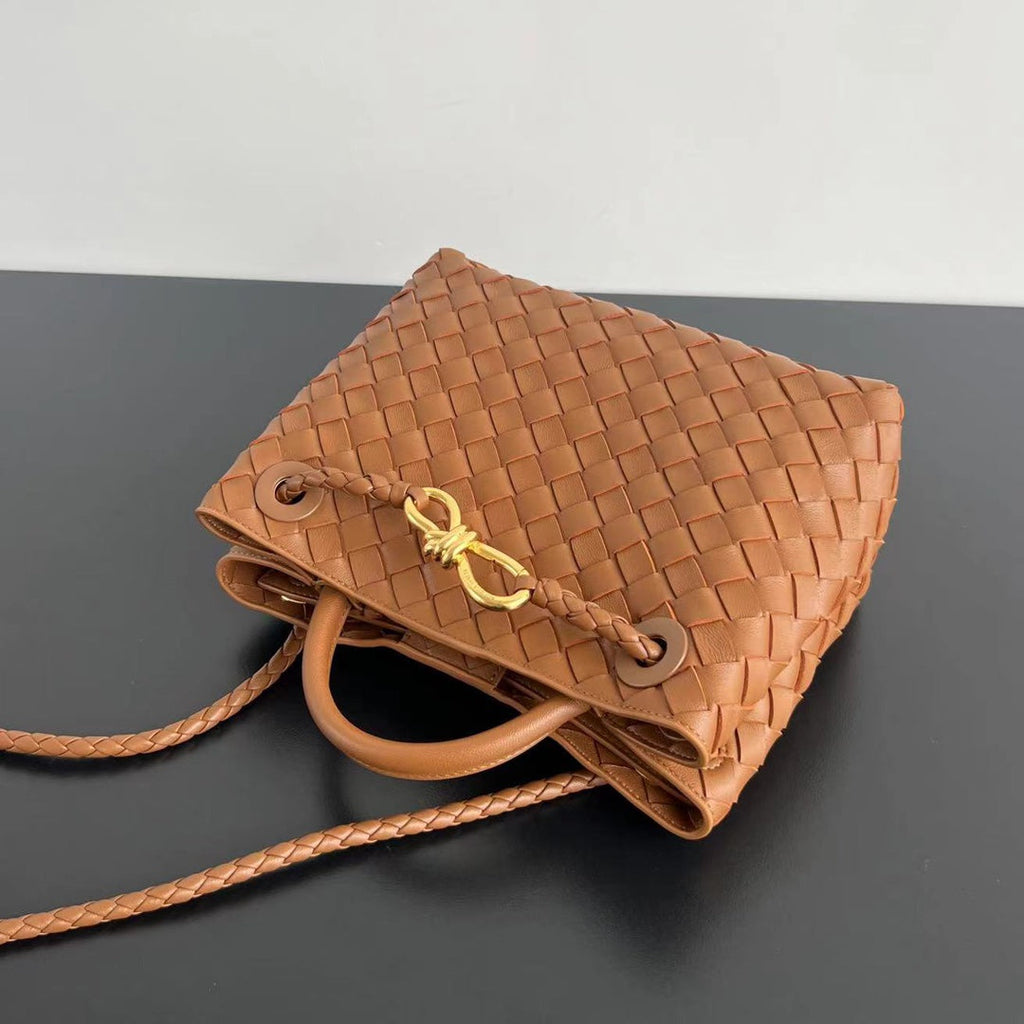 BOTTEGA VENETA MEDIUM ANDIAMO 25 IN BURNT ORANGE LAMBSKIN