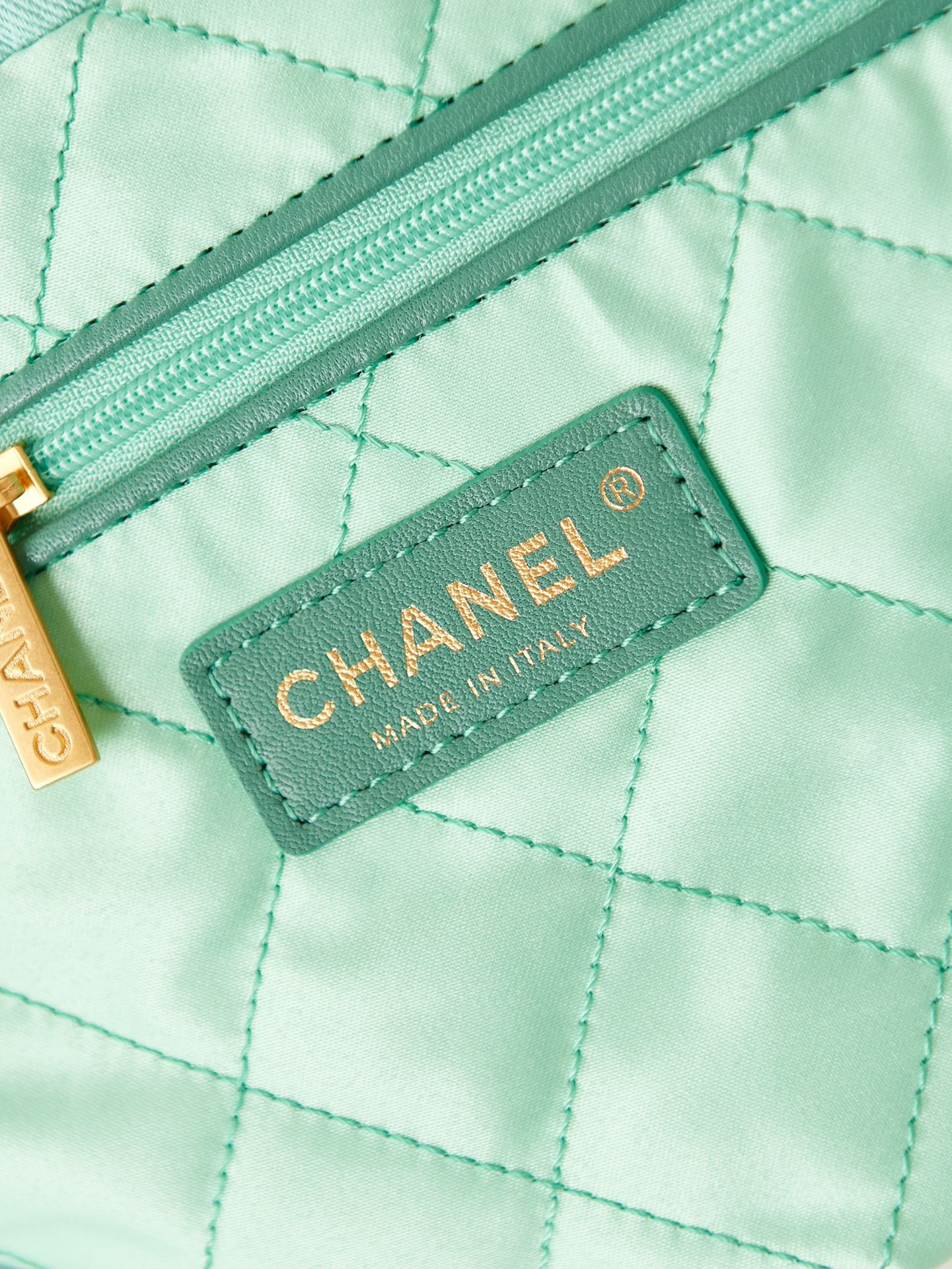 CHANEL CLASSIC MEDIUM 37 BAG IN TF BLUE CANVAS