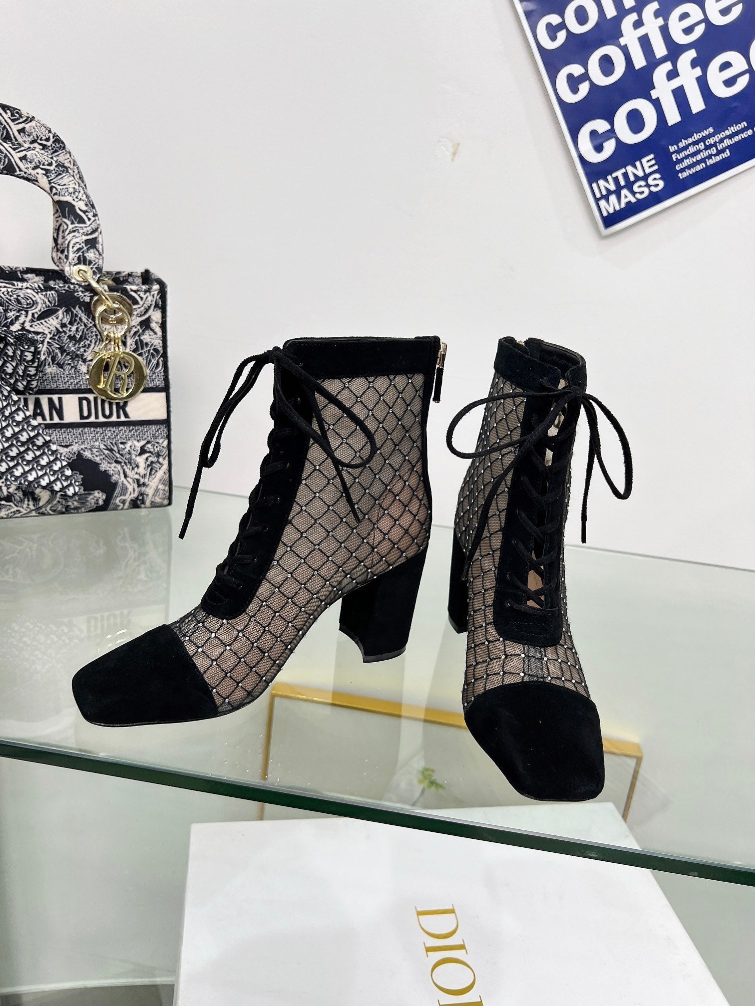 DIOR NAUGHTILY-D HEELED ANKLE BOOT IN BLACK EMBROIDERED MESH AND SUEDE 8 CM