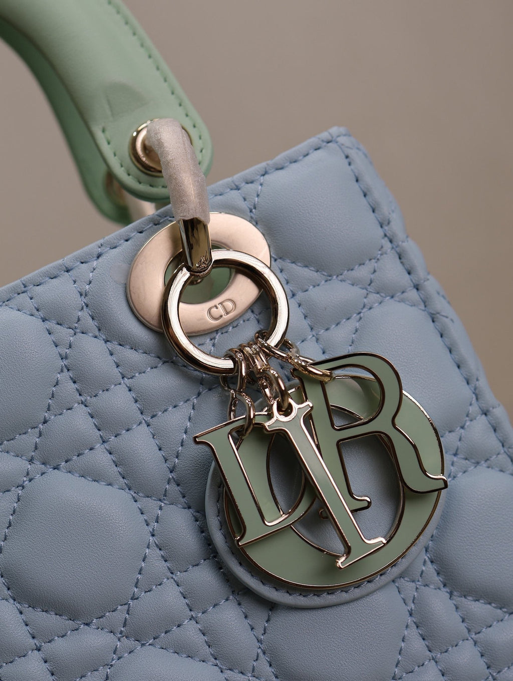 DIOR MEDIUM LADY BAG 20 IN BABY BLUE QUILTED MACROCANNAGE CALFSKIN GREEN STRAP