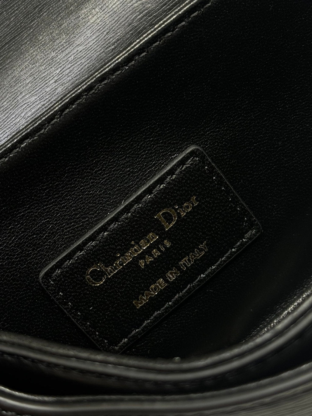 DIOR SMALL 19 MONTAIGNE AVENUE TOP HANDLE BAG BLACK SMOOTH CALFSKIN 221147