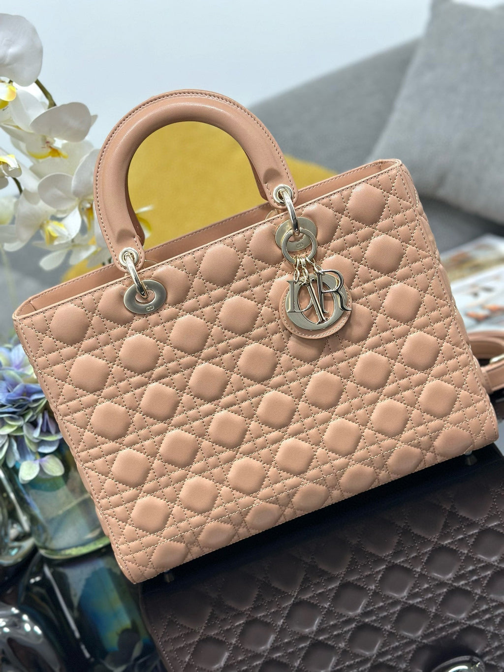 DIOR LARGE 32 LADY BAG IN PEACE LAMBSKIN WITH GOLD HARDWARE