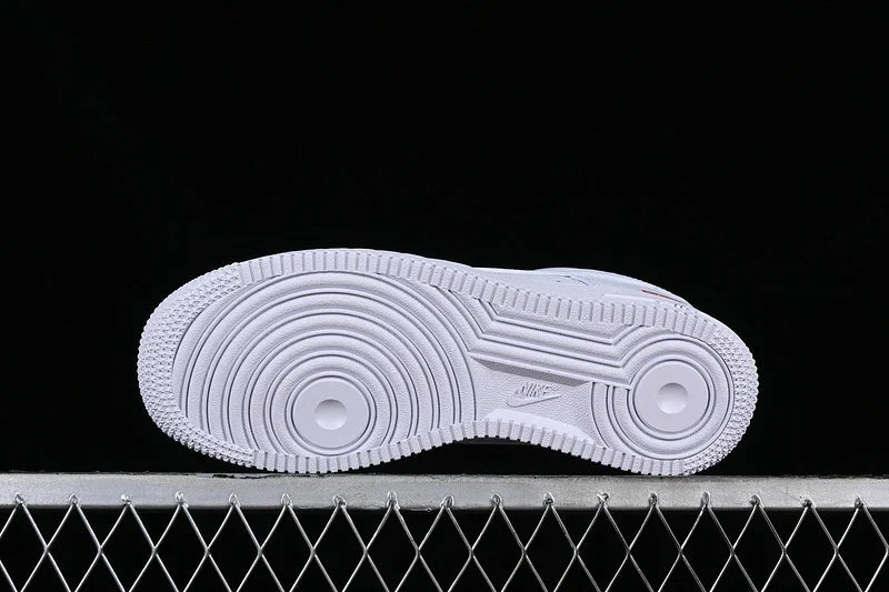 Nike Air Force 1 "Supreme White"