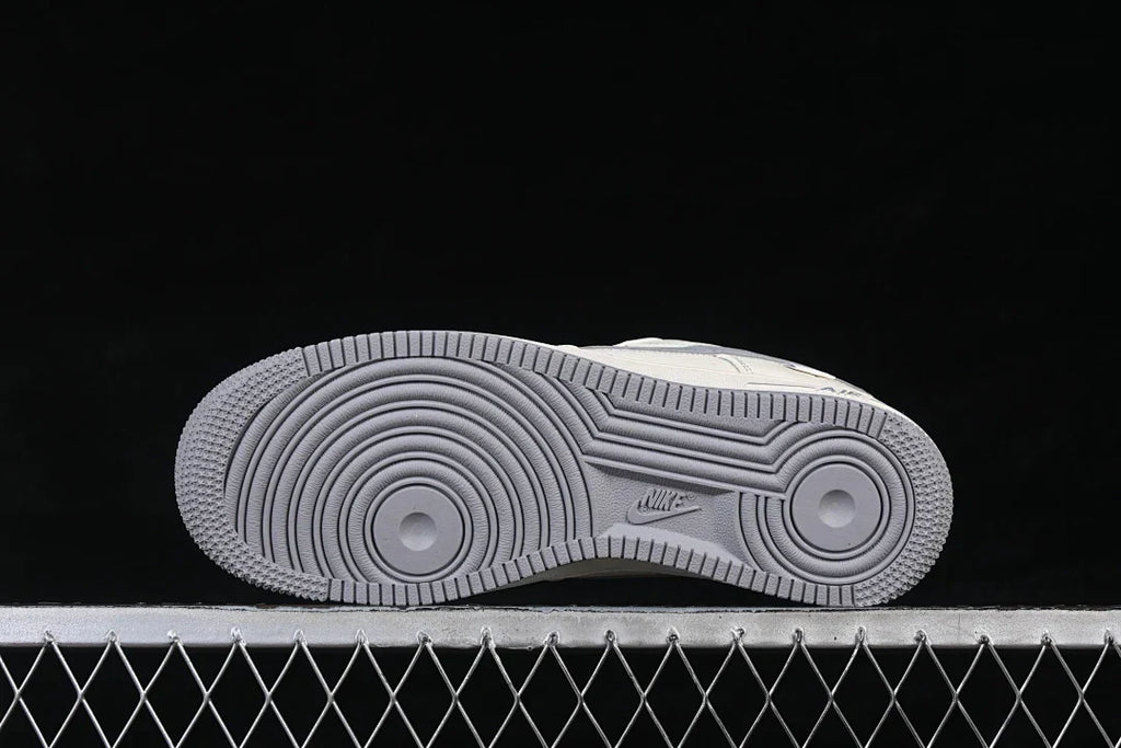 Nike Air Force 1 "Light Grey"