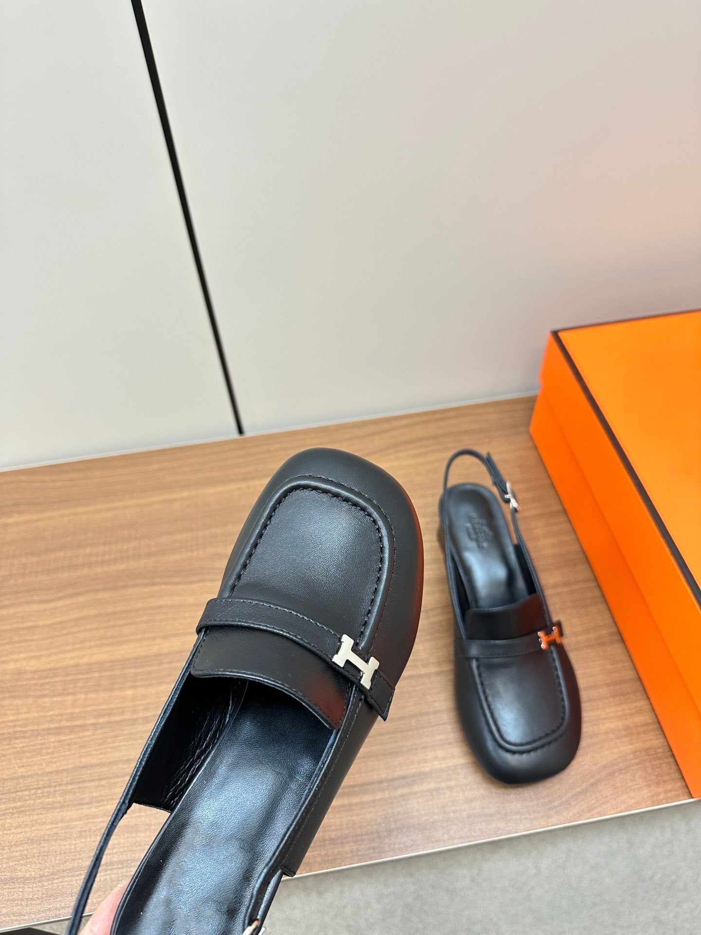 HERMES Infinie 50 pump black