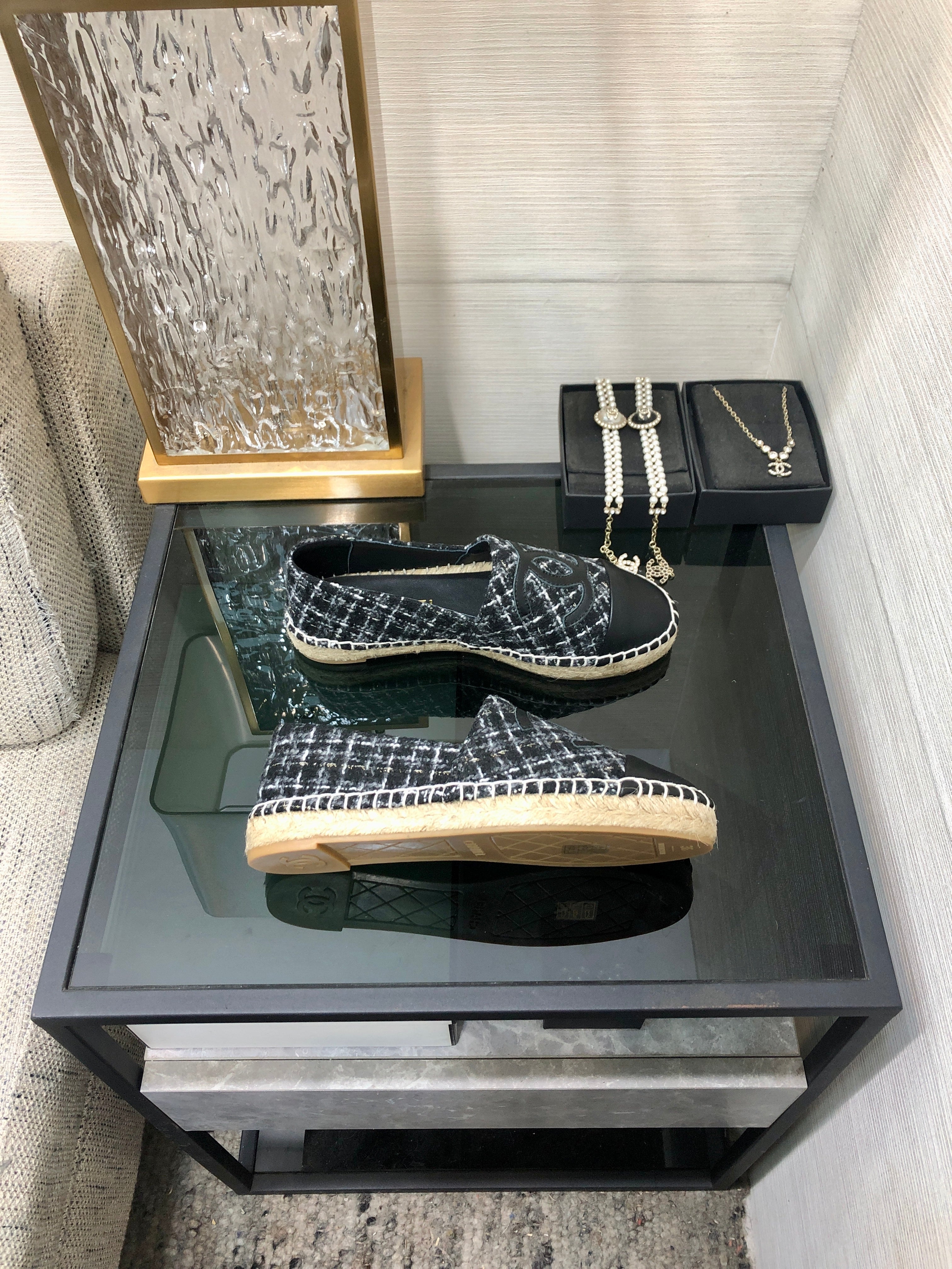 CHANEL ESPADRILLE BLACK MIX WHITE TWEED FABRIC AND CALFSKIN FLATS