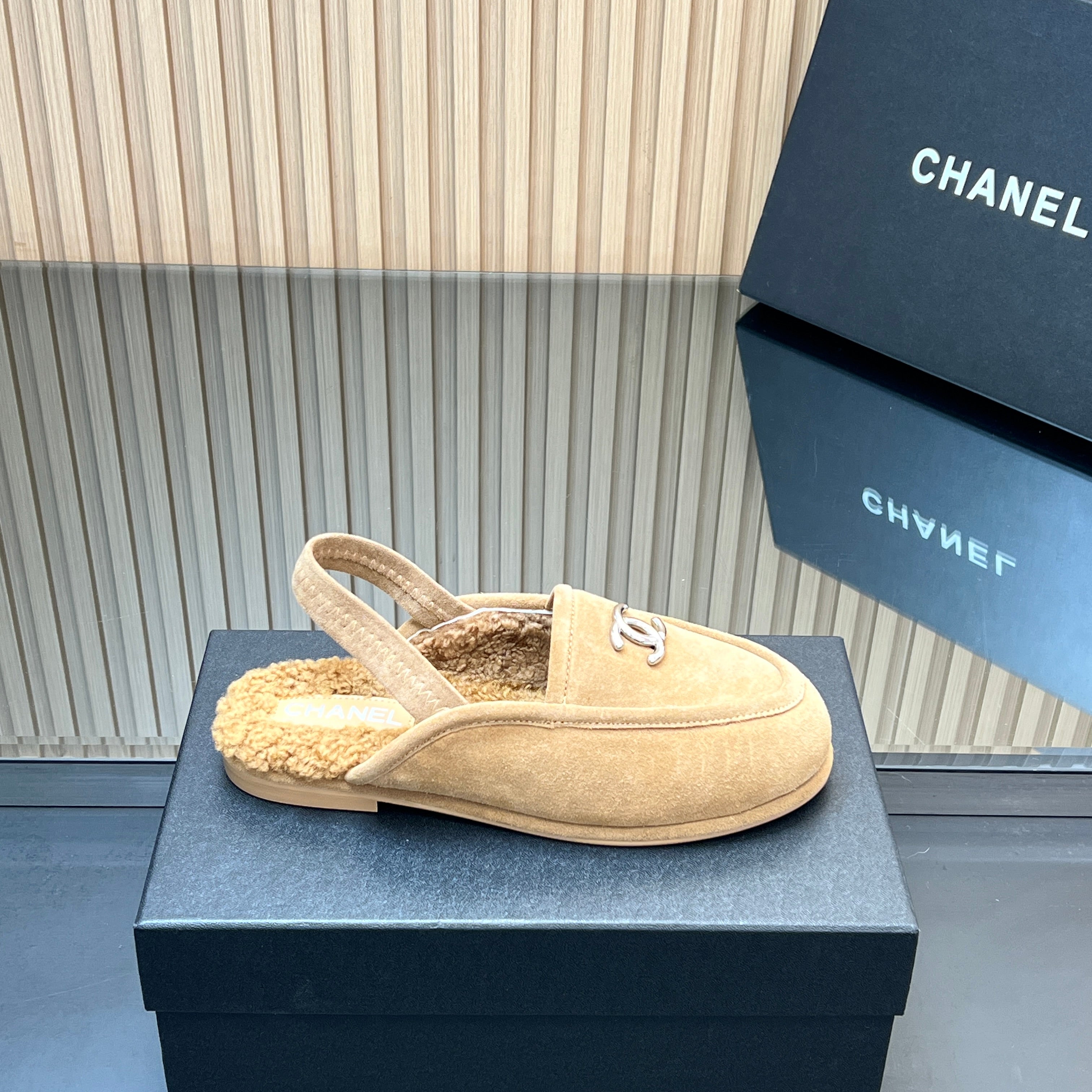 CHANEL 25S BACK STRAP MULE 15MM IN LIGHT BROWN SUEDE AND WOOL SILVER HARDWRE