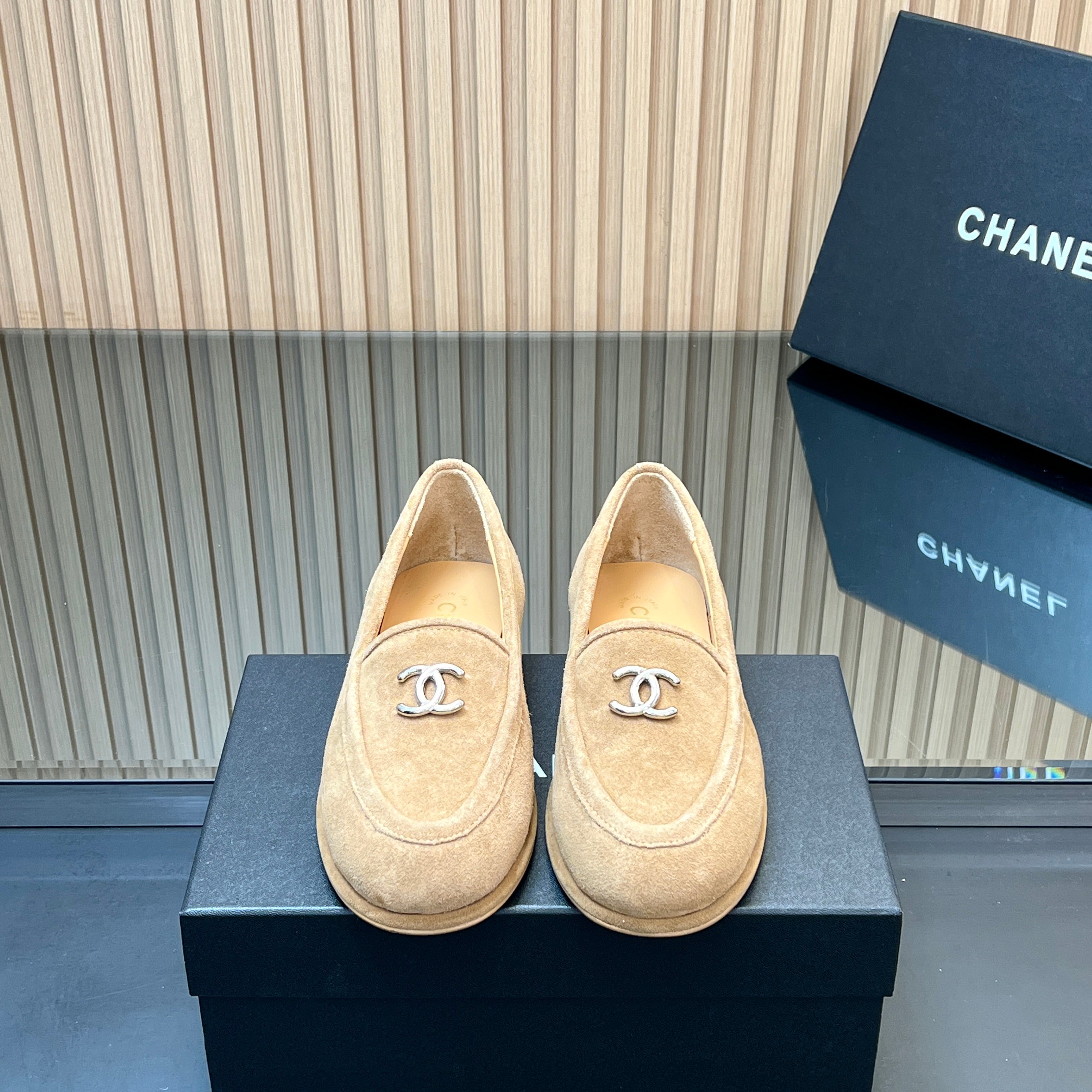 CHANEL 25S TEDDY LOAFER 15MM IN LIGHT BROWN SUEDE SILVER HARDWARE