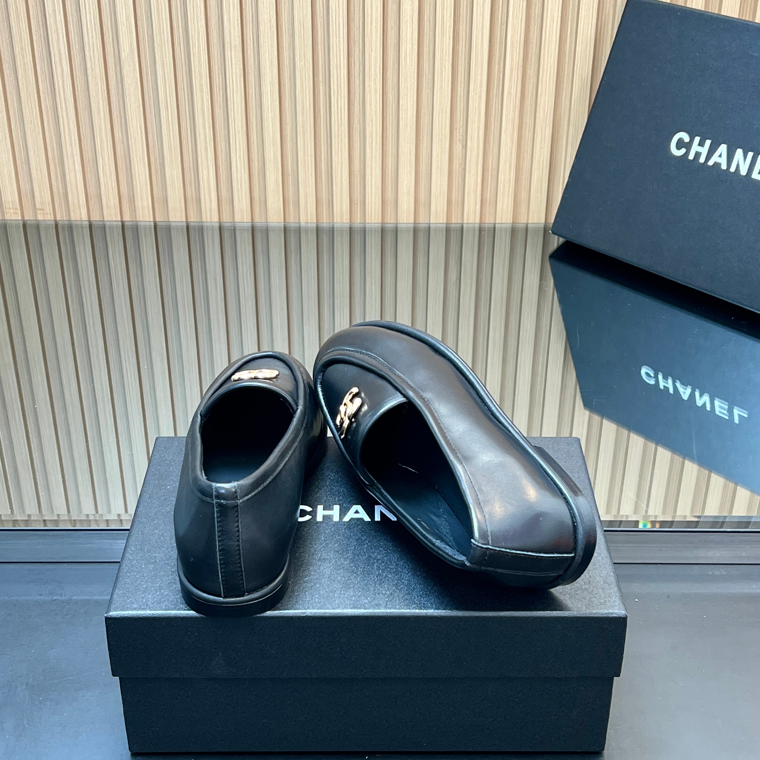 CHANEL 25S TEDDY LOAFER 15MM IN BLACK CALFSKIN GOLD HARDWARE