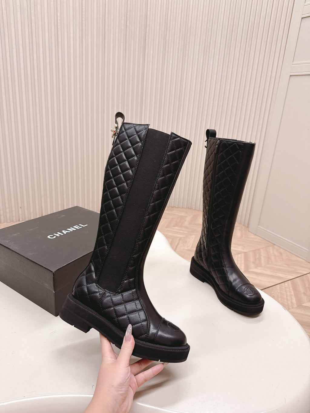 CHANEL KNEE-HIGH BOOTS 25S IN BLACK LAMBSKIN