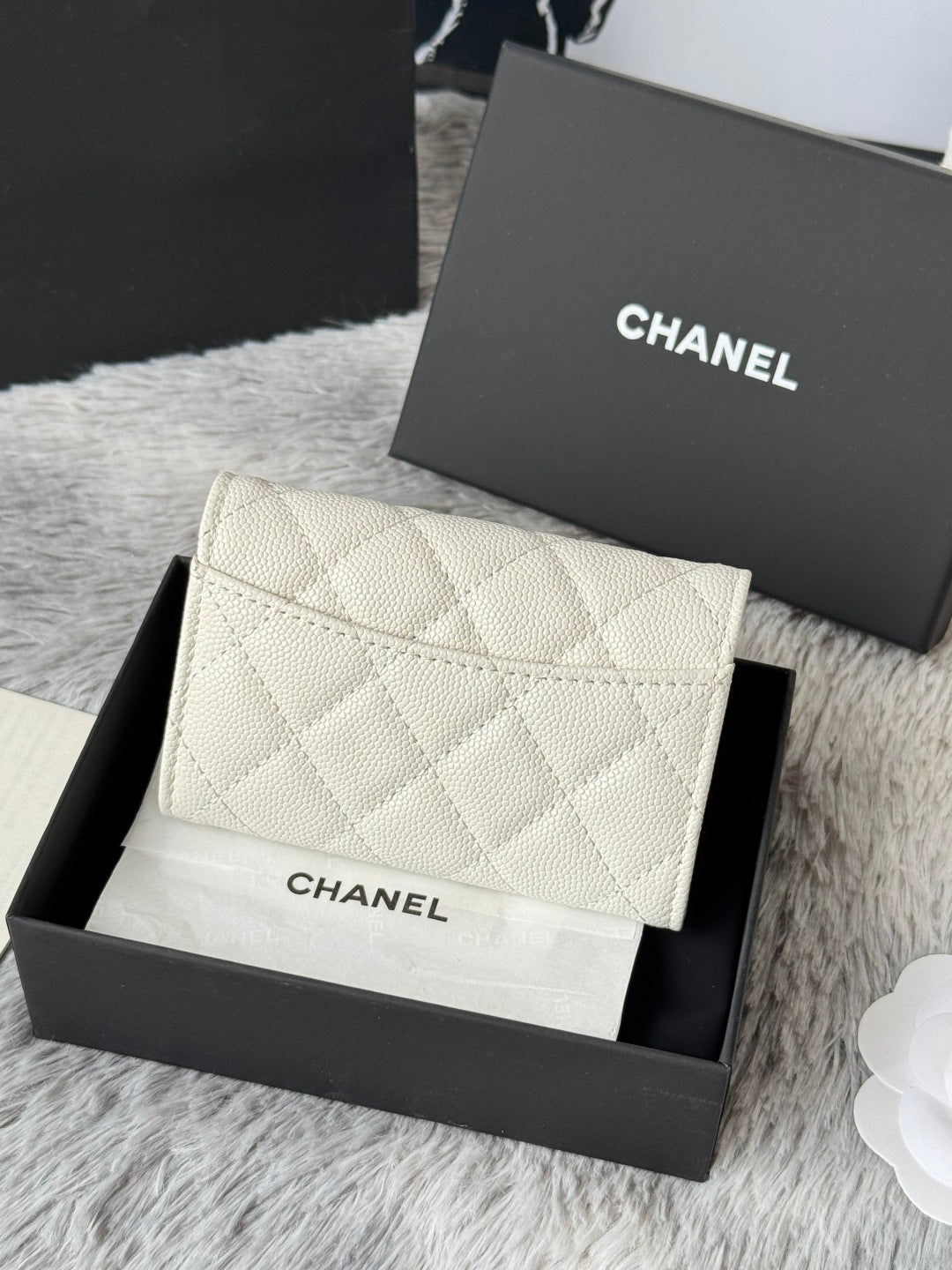 CHANEL 25S CLASSIC FLAP CARD HOLDER 11 IN IVORY CAVIAR GOLD HARDWARE