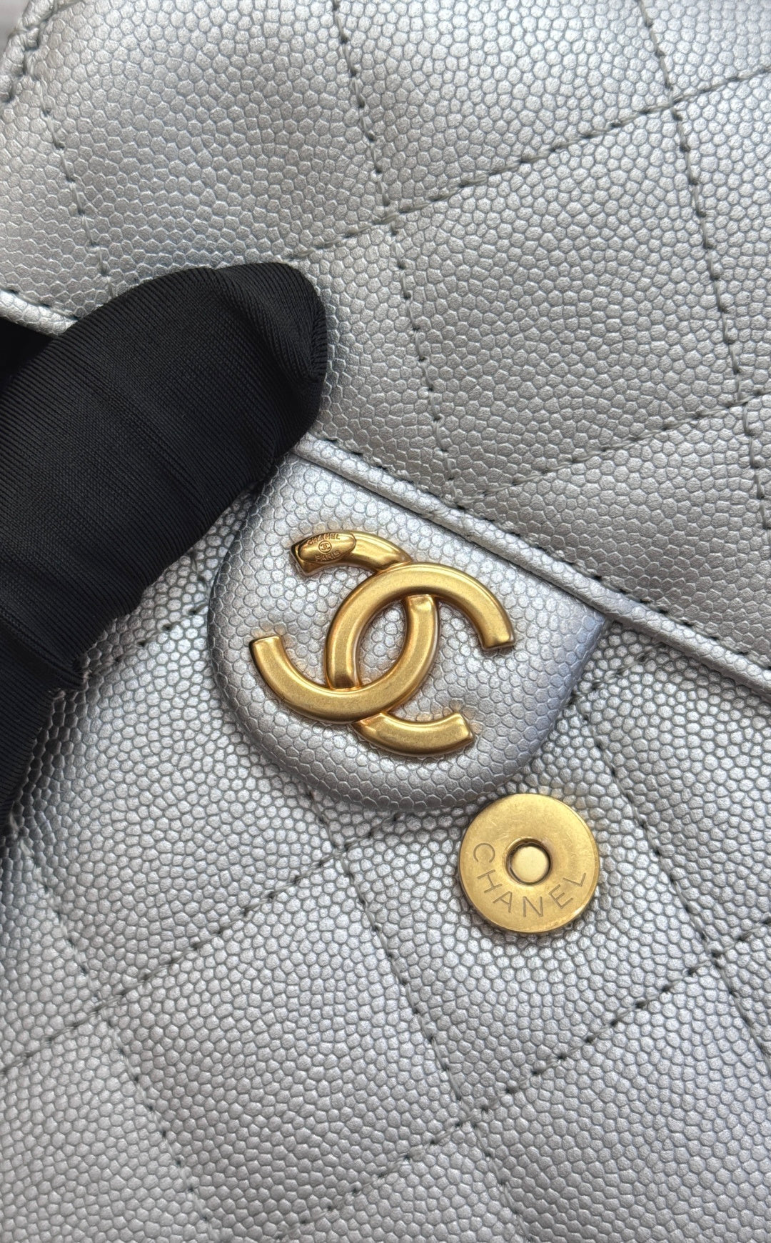 CHANEL 25S HOBO BAG 30 IN SILVER CAVIAR WITH GOLD HARDWARE