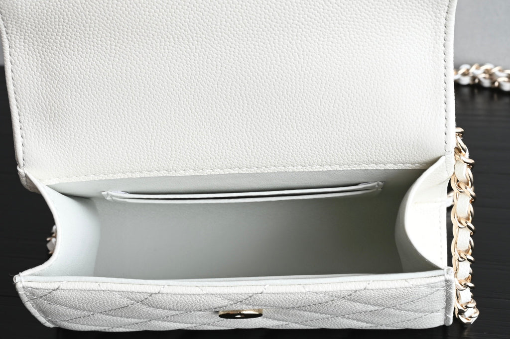 CHANEL 25S KELLY 14.5 CM IN WHITE LAMBSKIN