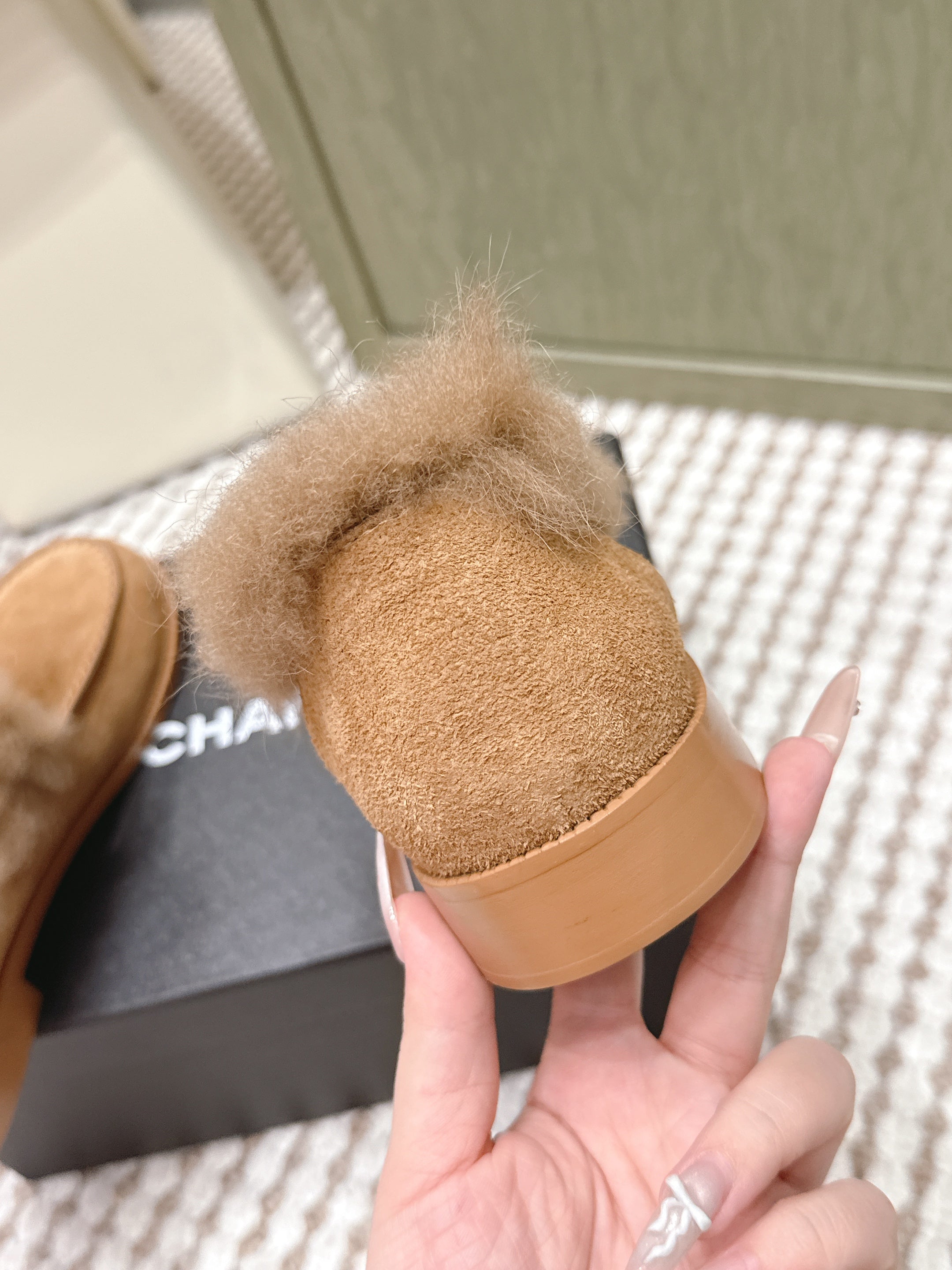 CHANEL 25S LOAFERS MOASIN IN BROWN SUEDE WITH MINK FUR LINING