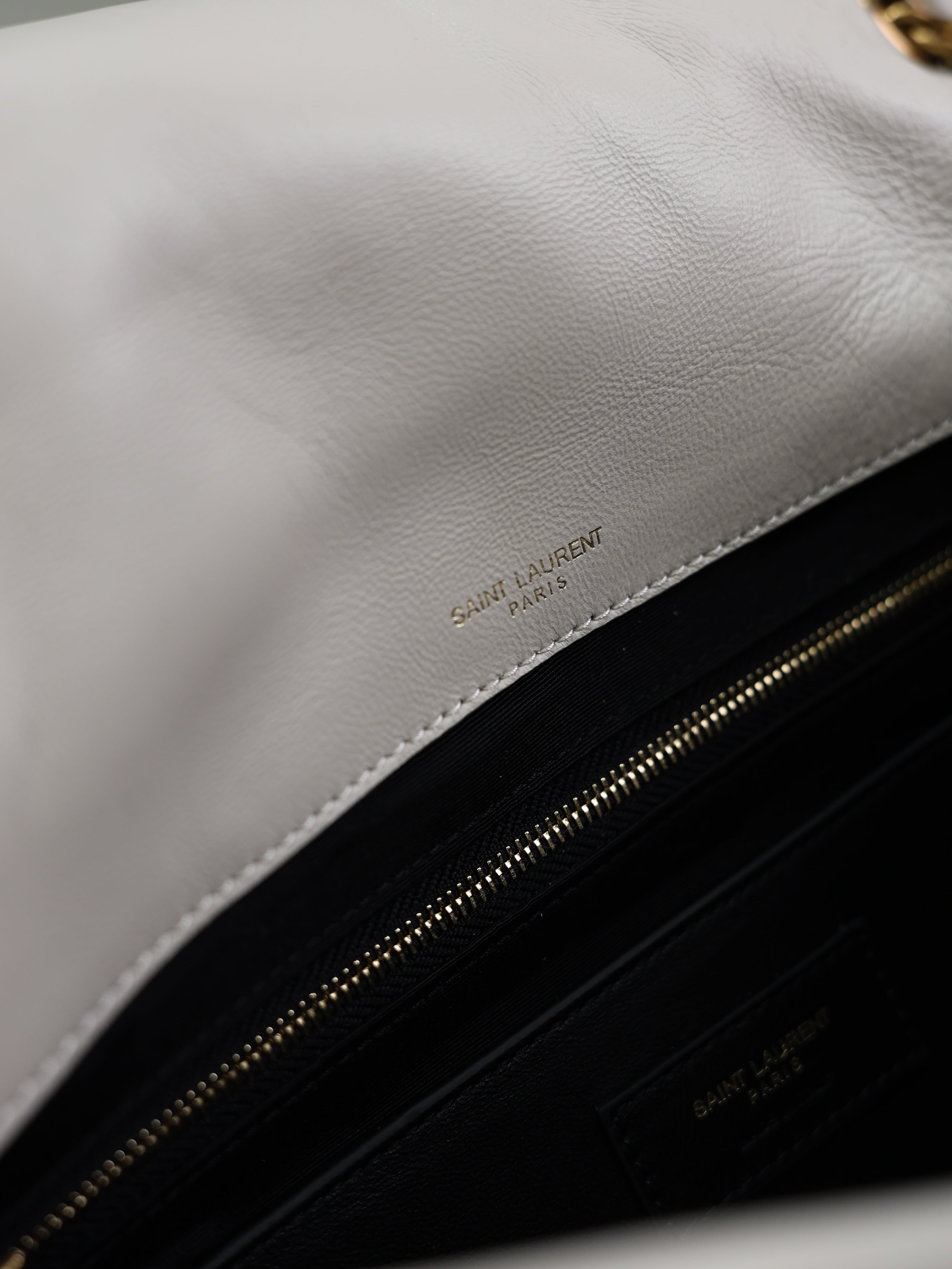 YSL 25S JAMIE 4.3 29 IN BLANC VINTAGE LAMBSKIN GOLD HARDWRE