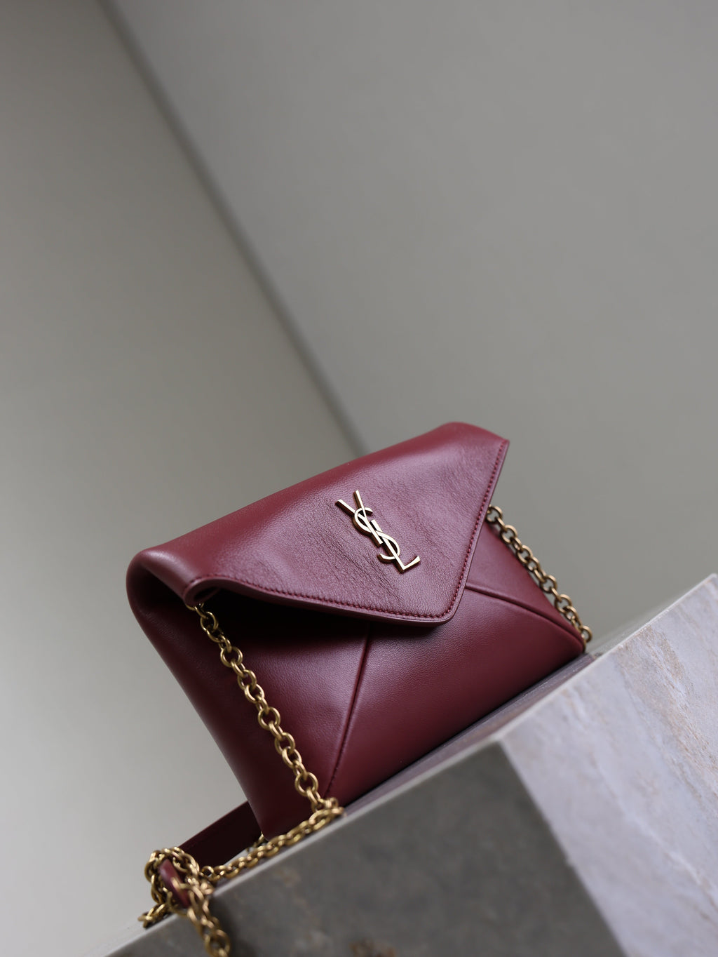 YSL 25S CALYPSO MINI 19 IN BURGUNDY CALFSKIN GOLD HARDWRE