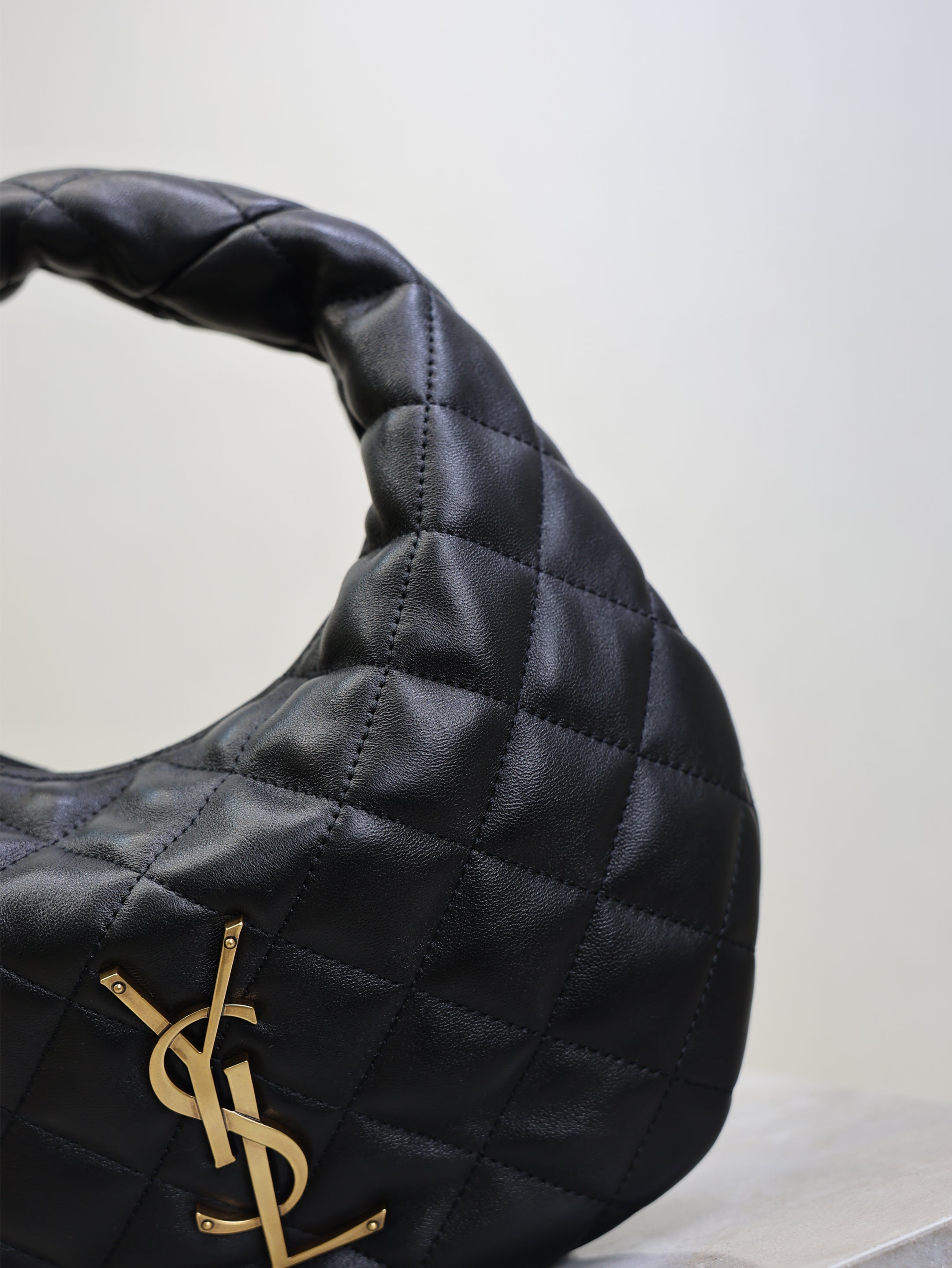 YSL 25S ICARE BABY 17 IN BLACK QUILTED CALFSKIN GOLD HARDWRE