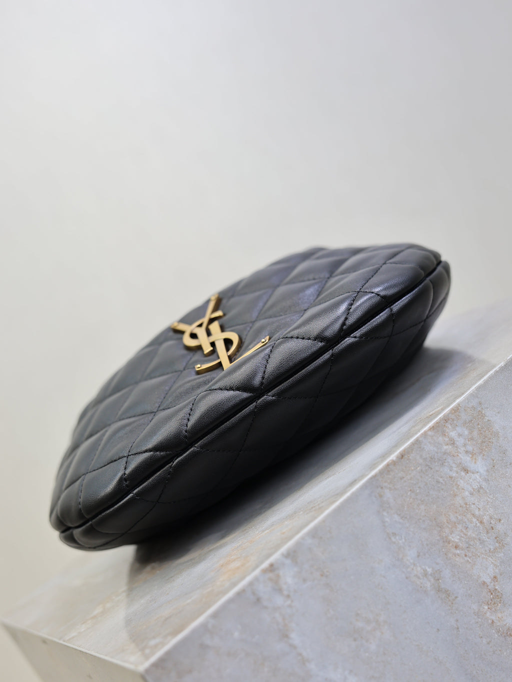 YSL 25S ICARE BABY 17 IN BLACK QUILTED CALFSKIN GOLD HARDWRE