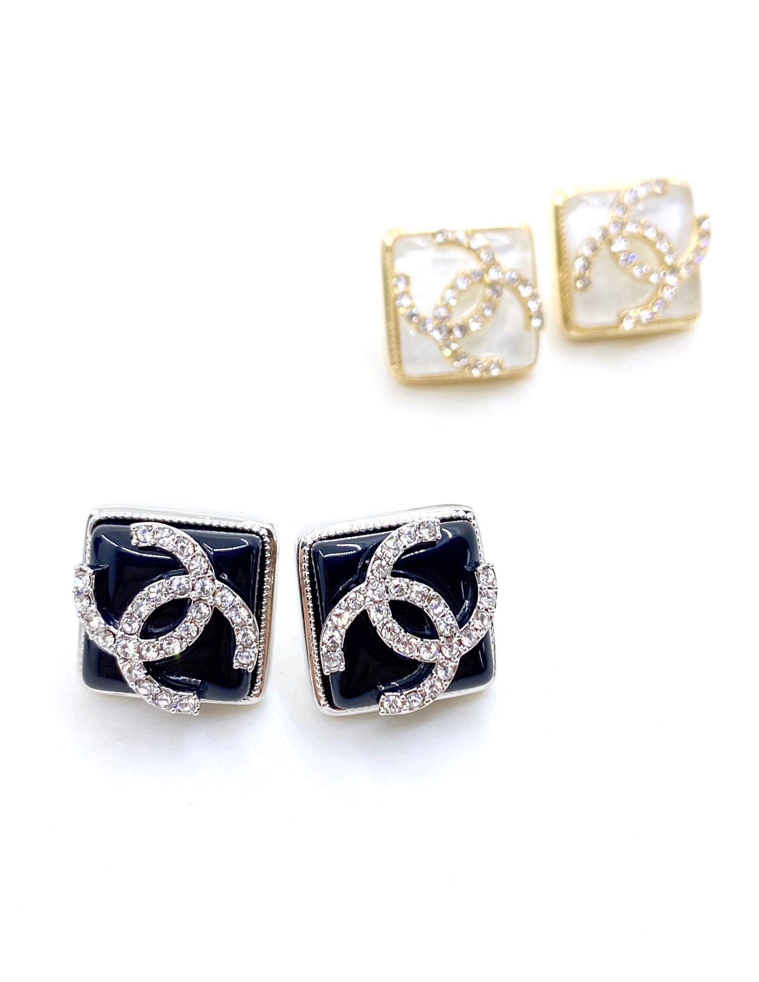 18K  Chanel Square Earrings