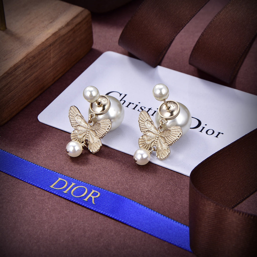 18K Dior Tribales Pearl Earrings