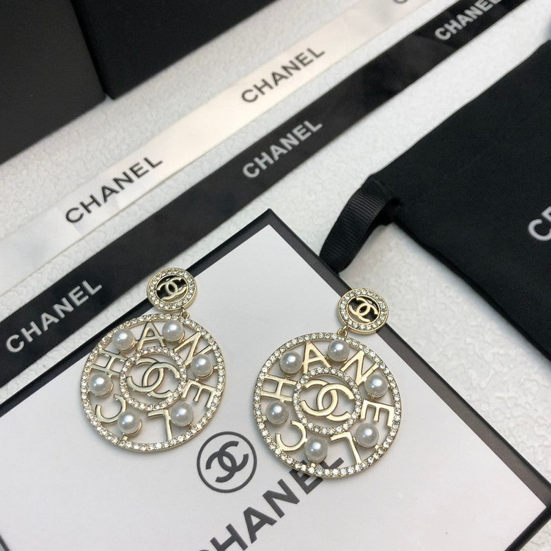 18K  Chanel Circle Pearl Pendant Earrings