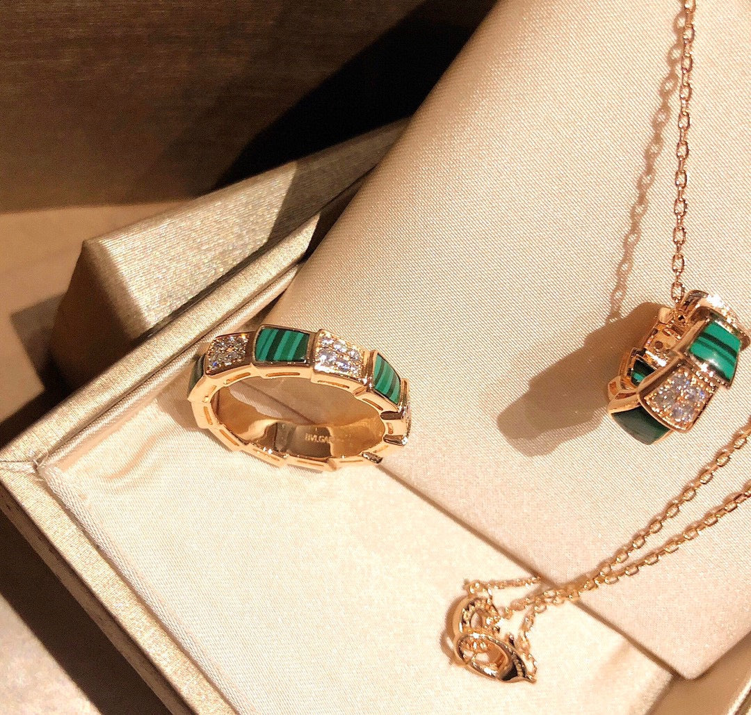 18K BVLGARI Serpenti Viper Malachite Ring