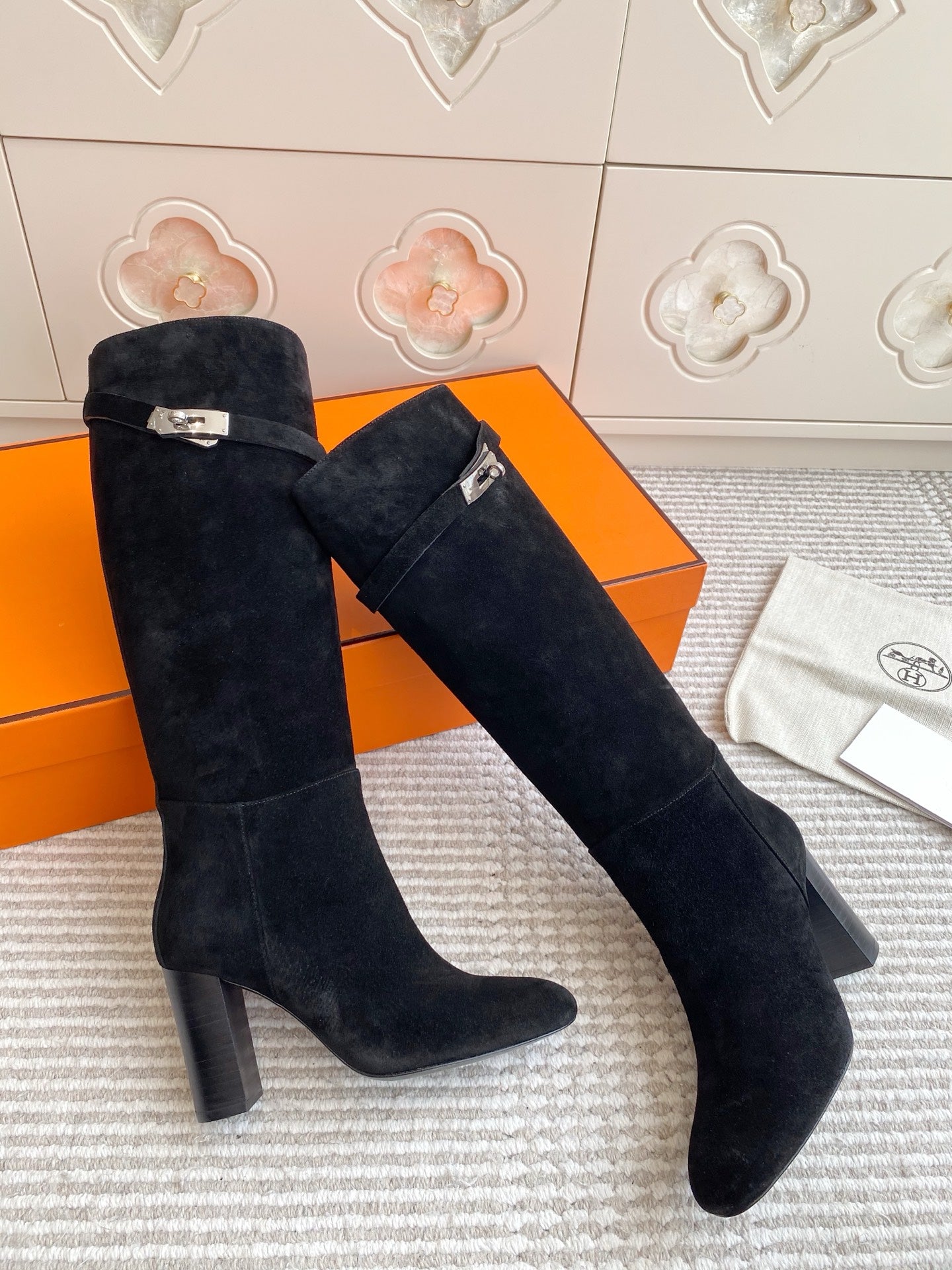 HERMES 25S TALL BOOTS 90 MM IN BLACK SUEDE