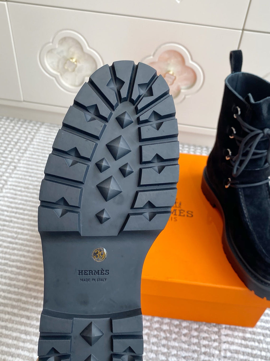 HERMES 25S ANKLE BOOTS IN BLACK SUEDE