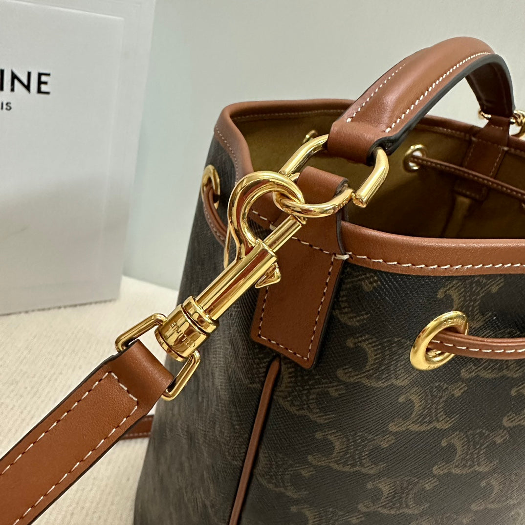 CELINE CLARA BAG 24 IN BLACK TRIOMPHE CANVAS AND BROWN CALFSKIN TRIM