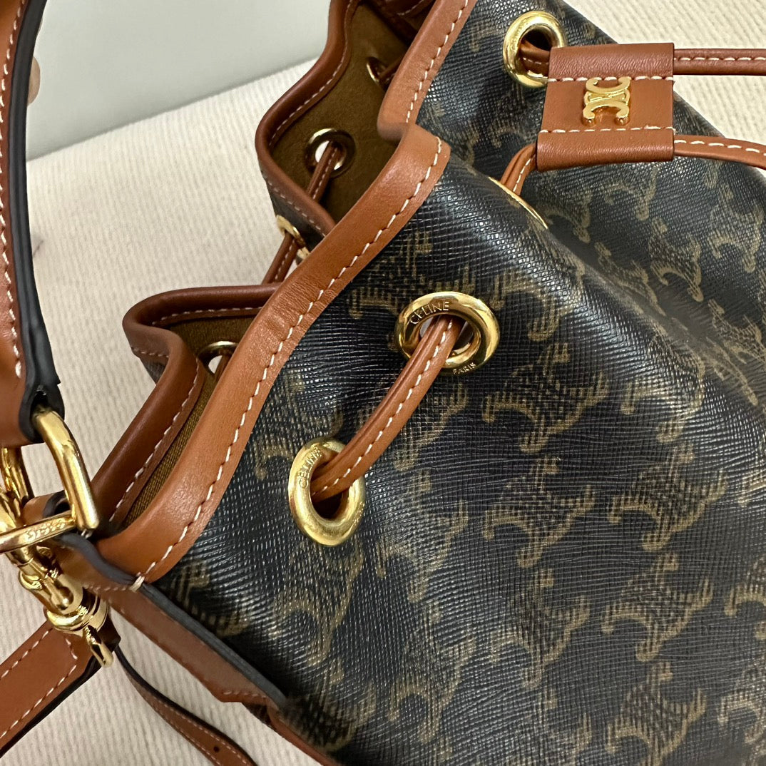 CELINE CLARA BAG 24 IN BLACK TRIOMPHE CANVAS AND BROWN CALFSKIN TRIM