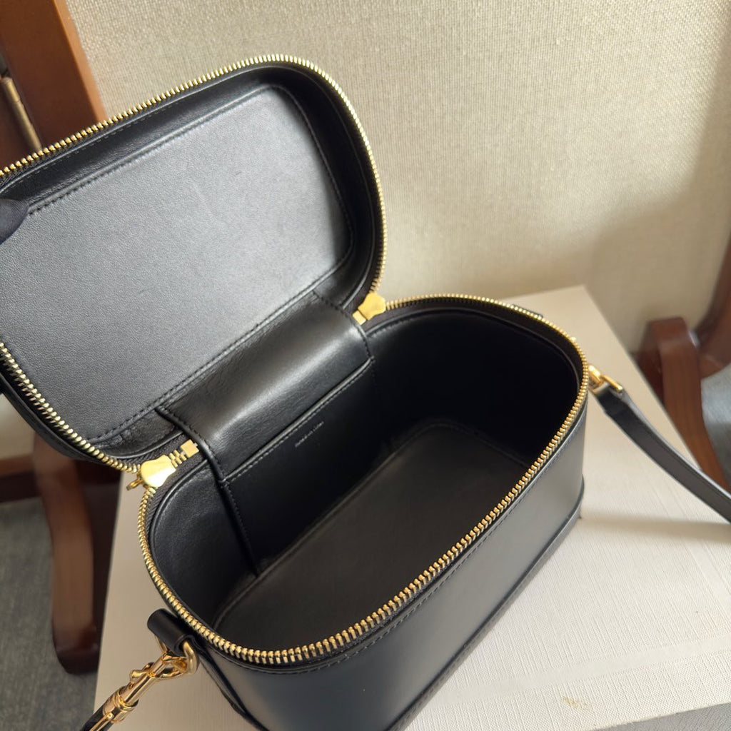 CELINE VANITY 18 IN BLACK SMOOTH CALFSKIN GOLD HARDWARE