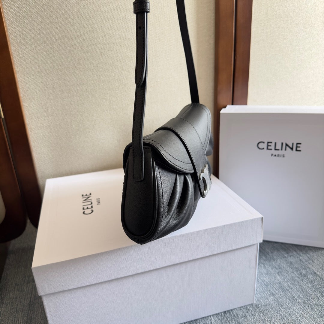 CELINE TEEN POLLY 29 IN BLACK CALFSKIN SILVER HARDWARE
