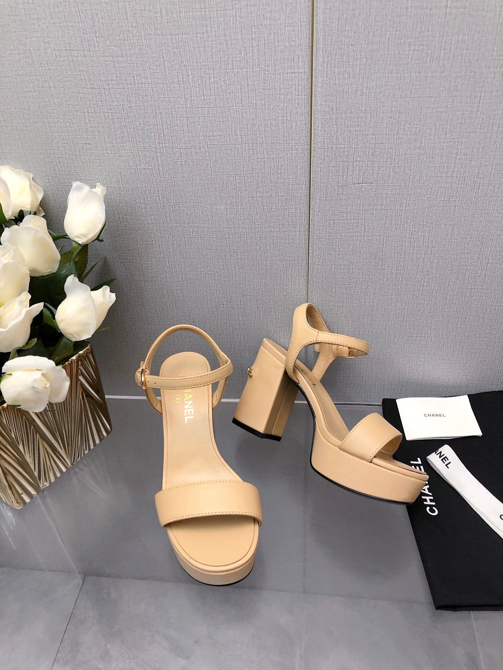 CHANEL BLOCK HEEL 9 CM SANDAL IN SAND BROWN LAMBSKIN