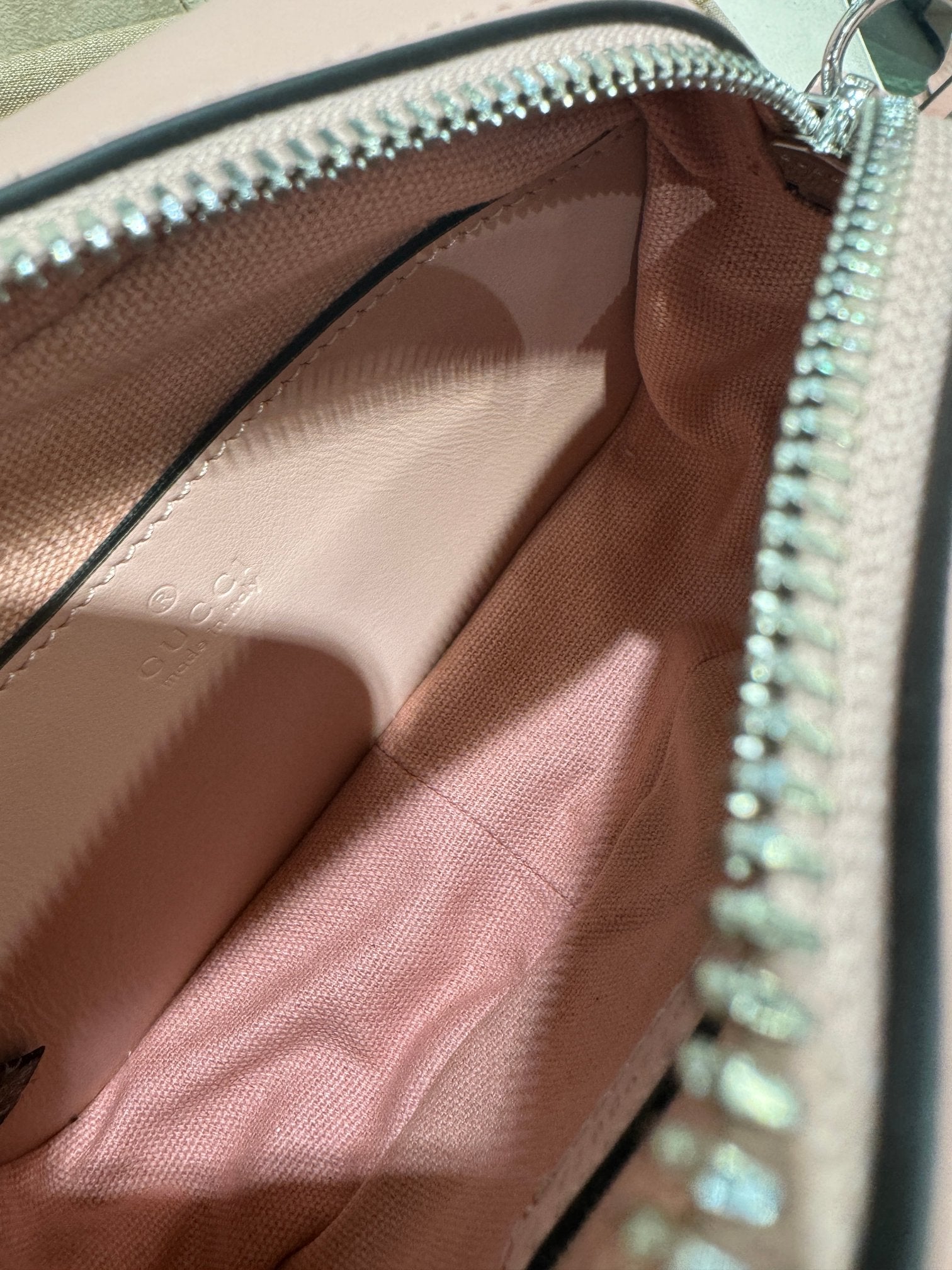GUCCI MINI 18 MARMONT MATELASSÉ SHOULDER BAG LIGHT PINK CALFSKIN
