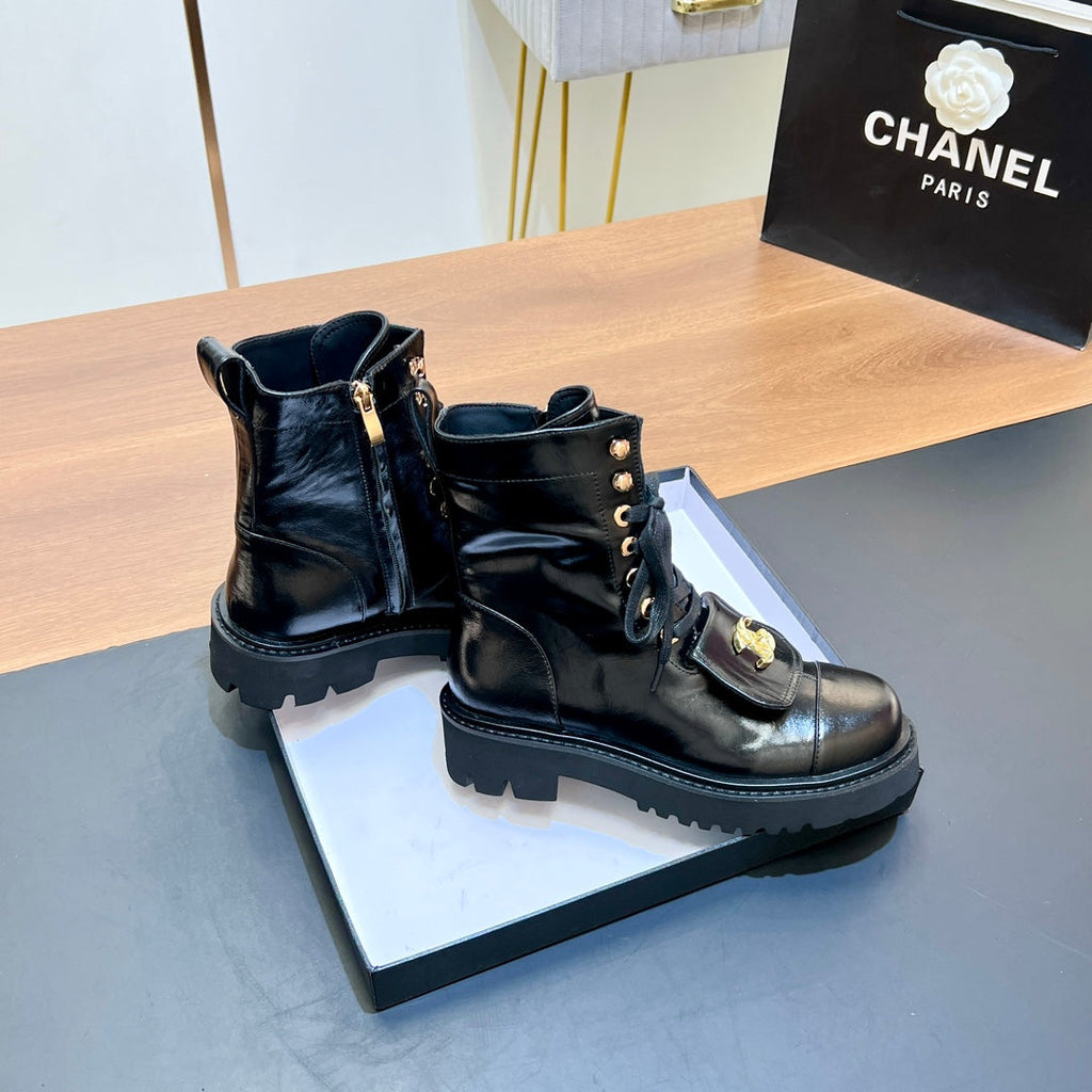 CHANEL 25S HIGH ANKLE BOOTS WITH ZIPPER IN BLACK FULL CALFSKIN GOLD HARDWARE